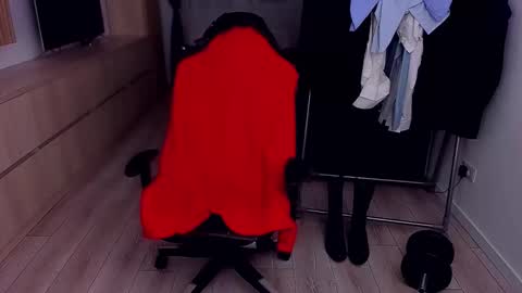 MarisMuscle online show from 04/21/26, 07:06