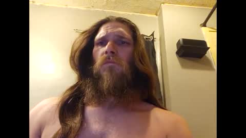 Snapshot of marius02385 chatting on 01/29/25, 03:33 marius02385 online show from 01/29/25, 03:33