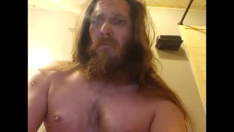 Snapshot of marius02385 chatting on 02/05/25, 03:02 marius02385 online show from 02/05/25, 03:02