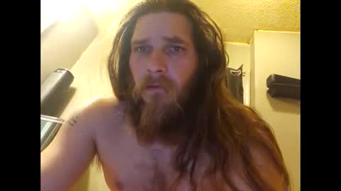 Snapshot of marius02385 chatting on 02/09/25, 12:52 marius02385 online show from 02/09/25, 12:52