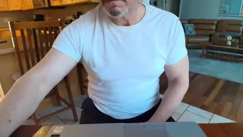 Snapshot of mark48130 chatting on 03/02/25, 10:27 Mark online show from 03/02/25, 10:27