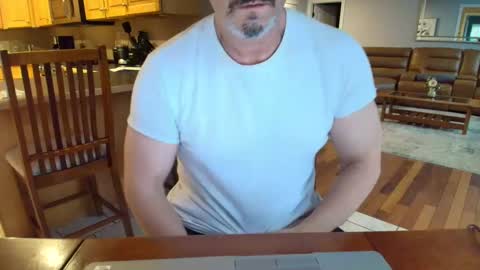 Snapshot of mark48130 chatting on 03/04/25, 01:28 Mark online show from 03/04/25, 01:28