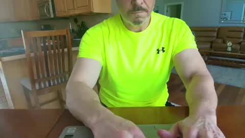 Snapshot of mark48130 chatting on 03/08/25, 07:09 Mark online show from 03/08/25, 07:09