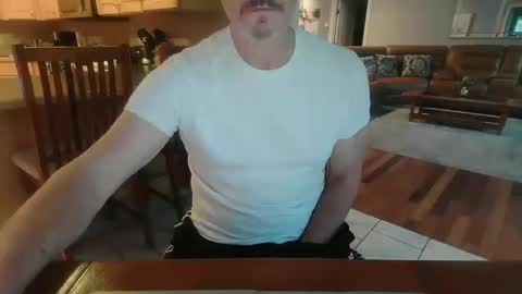 Snapshot of mark48130 chatting on 10/10/25, 12:26 Mark online show from 10/10/25, 12:26