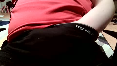 Snapshot of mark50192 chatting on 10/19/25, 12:33 Mark online show from 10/19/25, 12:33