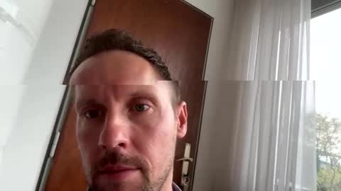 Snapshot of mark__39 chatting on 11/11/25, 12:16 Mark online show from 11/11/25, 12:16