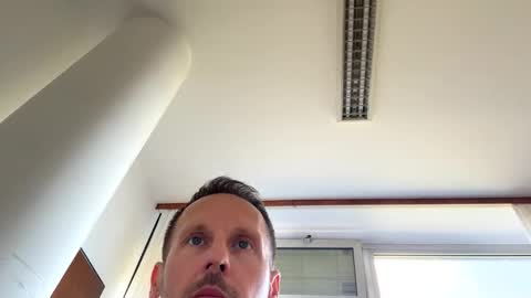 Mark online show from 04/09/26, 10:53