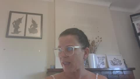 mark_and_lola online show from 12/04/25, 11:24