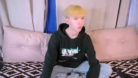 mark_brain online show from 04/28/26, 01:38