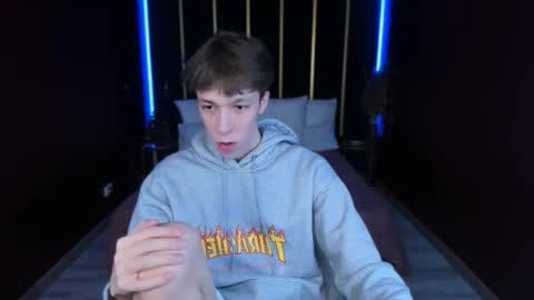 Mark online show from 12/21/25, 10:44