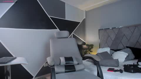 mark_broown_ online show from 01/27/25, 08:39