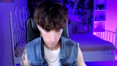 mark_caron online show from 10/04/25, 08:07