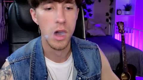 mark_caron online show from 10/17/25, 08:33