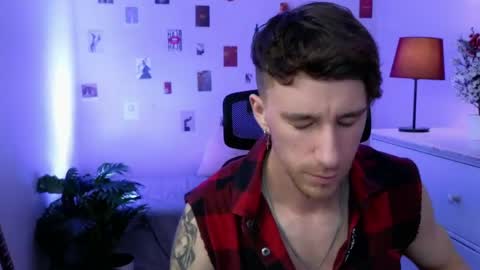 mark_caron online show from 05/10/26, 01:44