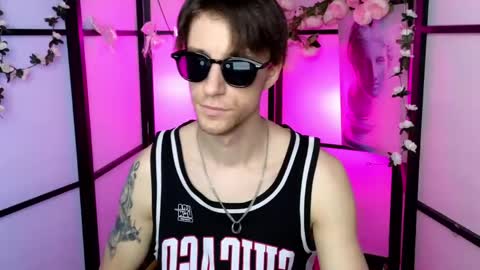 mark_caron online show from 06/08/26, 12:27