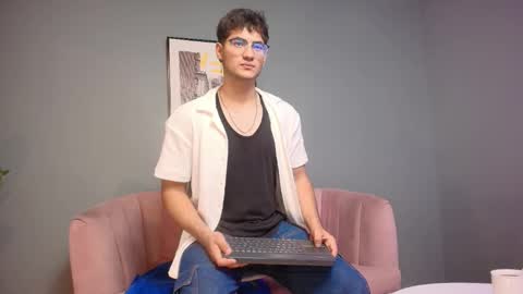 Snapshot of mark_evans1_ chatting on 10/23/25, 08:29 mark_evans1_ online show from 10/23/25, 08:29