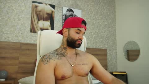 Mark online show from 01/09/25, 04:19