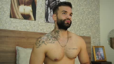 Mark online show from 01/09/25, 11:24