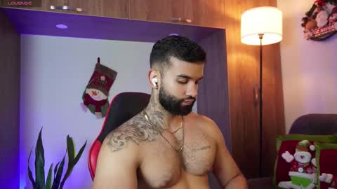 Mark online show from 11/28/25, 11:29