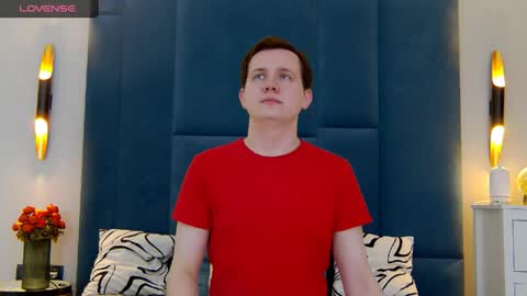 Mark online show from 04/23/26, 08:22