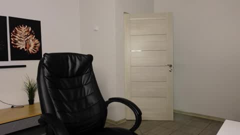 Snapshot of mark_karson chatting on 02/24/26, 05:55 MARK KARSON online show from 02/24/26, 05:55