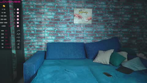 Snapshot of mark_normal chatting on 01/24/25, 06:57 Mark online show from 01/24/25, 06:57