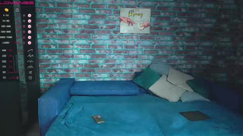 Snapshot of mark_normal chatting on 03/10/25, 02:17 Mark online show from 03/10/25, 02:17