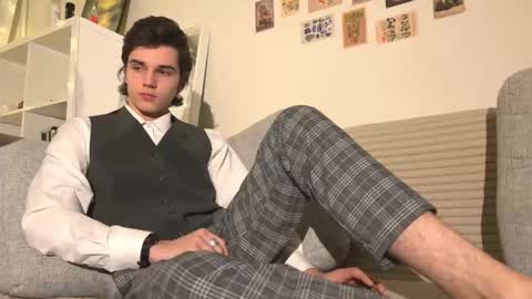 Snapshot of mark_romal chatting on 11/27/25, 02:08 Mark online show from 11/27/25, 02:08