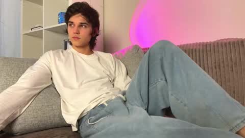 Mark online show from 01/07/26, 01:13