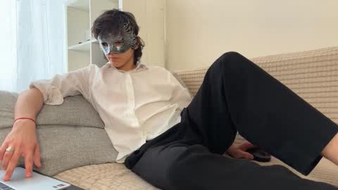 Mark online show from 02/15/26, 09:41