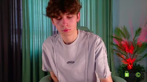 Mark online show from 04/22/26, 05:32