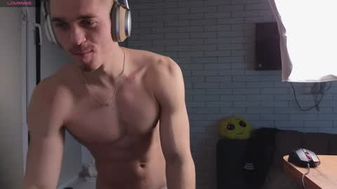 Mark online show from 12/05/24, 10:01