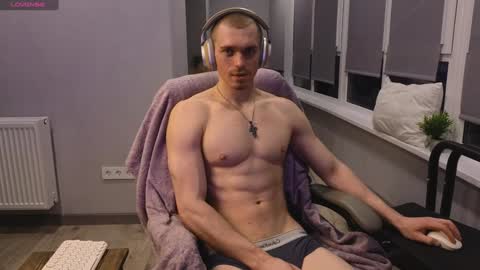 Mark online show from 01/12/25, 06:59