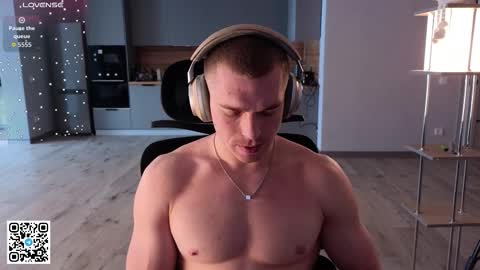 Mark online show from 09/11/25, 09:42