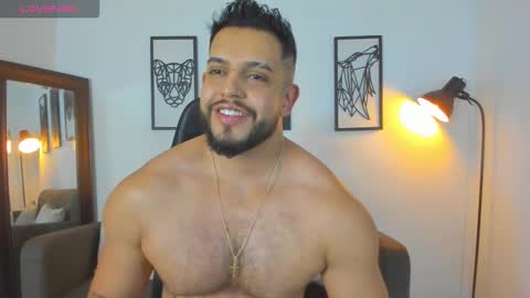 Snapshot of mark_x23 chatting on 10/24/25, 12:41 mark_x23 online show from 10/24/25, 12:41