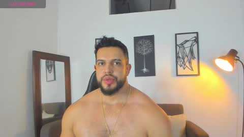 Snapshot of mark_x23 chatting on 11/12/25, 11:47 mark_x23 online show from 11/12/25, 11:47