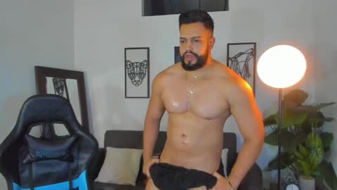 mark_x23 online show from 02/22/26, 01:51