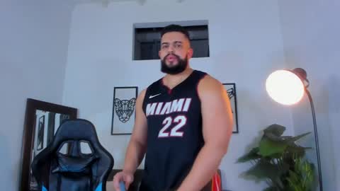 mark_x23 online show from 04/24/26, 04:48