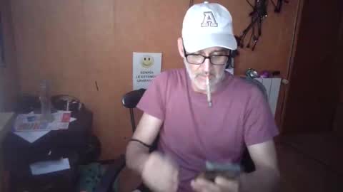 markbcnx online show from 04/22/26, 07:15