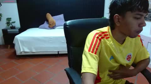 markbowie online show from 02/08/26, 03:04