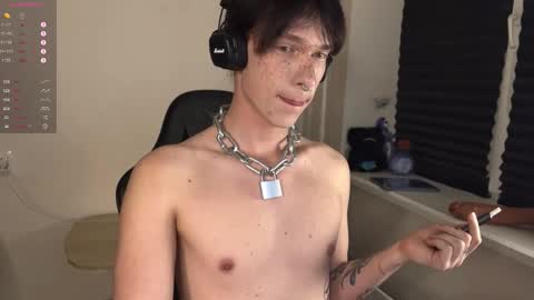 Mark online show from 10/23/25, 04:28