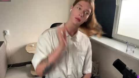 Mark online show from 07/18/26, 10:30