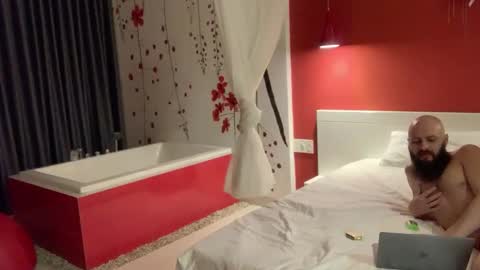 Snapshot of markiza_karabasa chatting on 01/01/25, 05:44 Adam and Eve online show from 01/01/25, 05:44