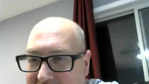 mark online show from 01/04/25, 12:48