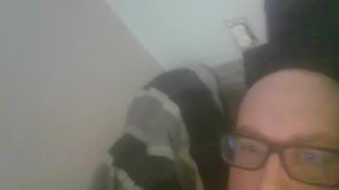 mark online show from 03/12/25, 11:01