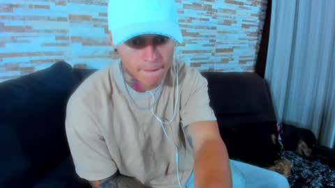 Snapshot of marko_toro__ chatting on 02/04/25, 06:46 Sebastian online show from 02/04/25, 06:46