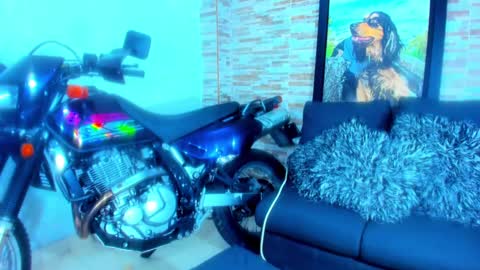 Snapshot of marko_toro__ chatting on 02/10/25, 05:19 Sebastian online show from 02/10/25, 05:19