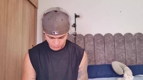 Sebastian online show from 12/15/25, 04:44