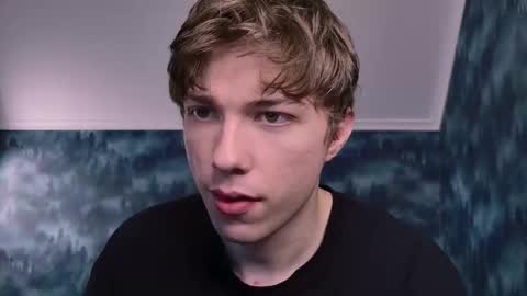 Snapshot of markshot_ chatting on 11/03/25, 05:36 markshot_ online show from 11/03/25, 05:36