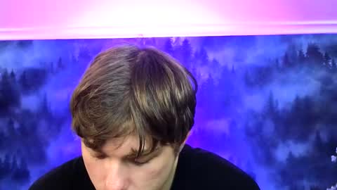 Snapshot of markshot_ chatting on 12/16/25, 12:15 markshot_ online show from 12/16/25, 12:15